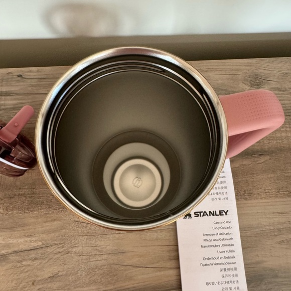 NEW** THE QUENCHER PROTOUR FLIP STRAW
TUMBLER | 40 Oz - Picture 7 of 8